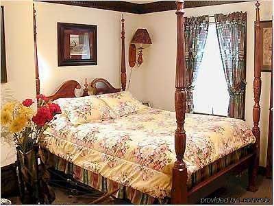 Williamsburg Sampler B & B Екстериор снимка