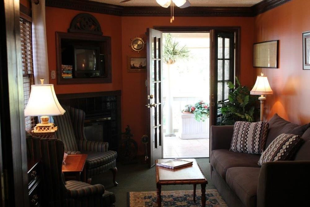 Williamsburg Sampler B & B Екстериор снимка